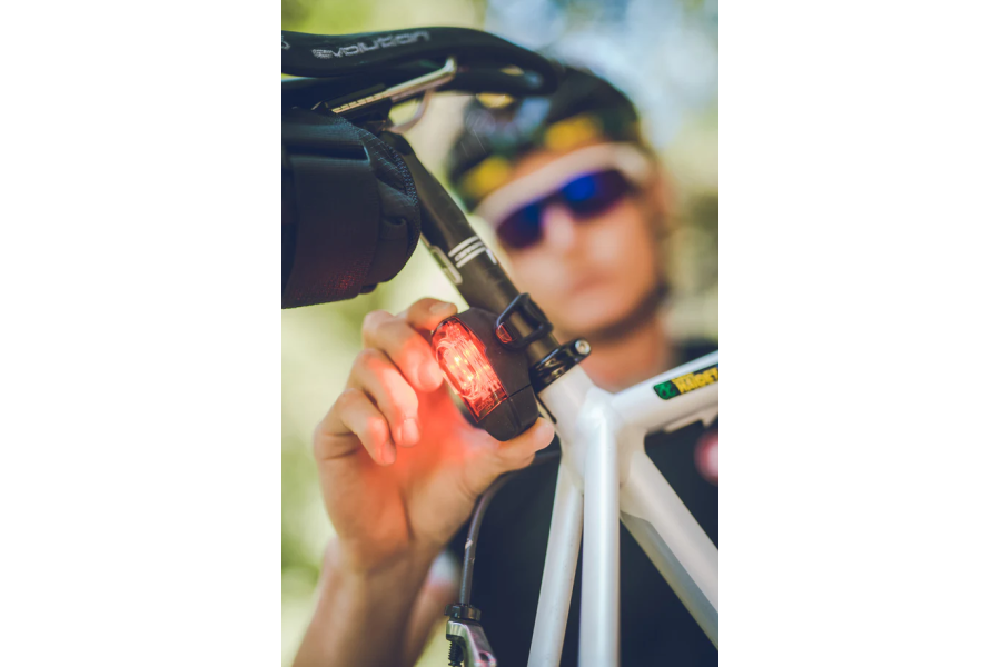 Luz Lezyne Ktv Drive Trasera